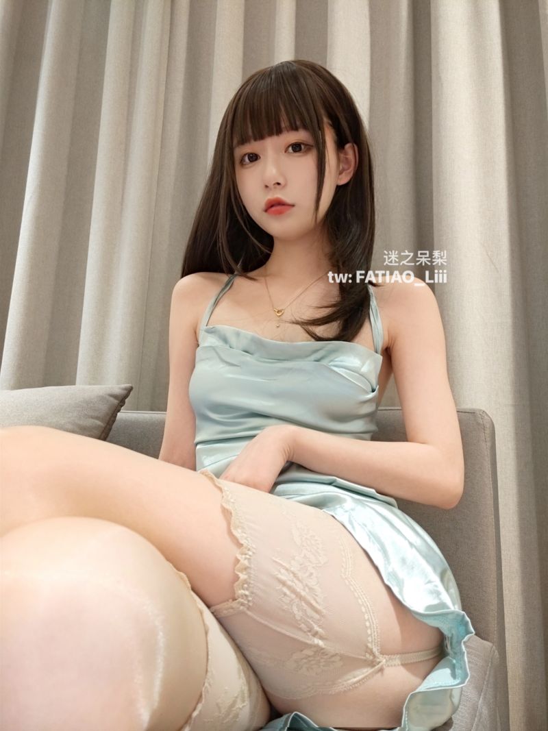 cool18.com 迷之呆梨酒店里拍美美的照