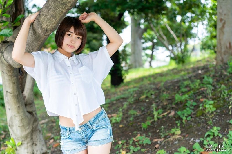 Новая японская актриса Махиро Тадай Юи Махиро