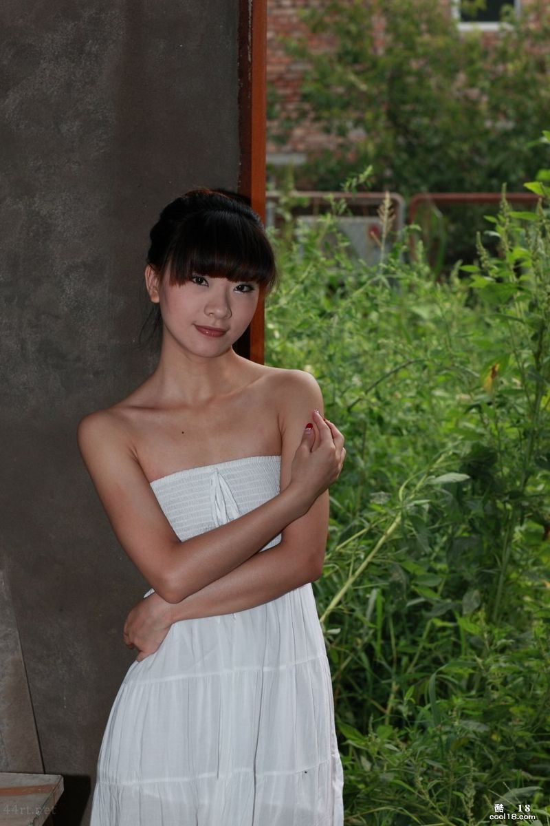 중국 모델 Wudy Jiaying의 대형 야외 바디------36**