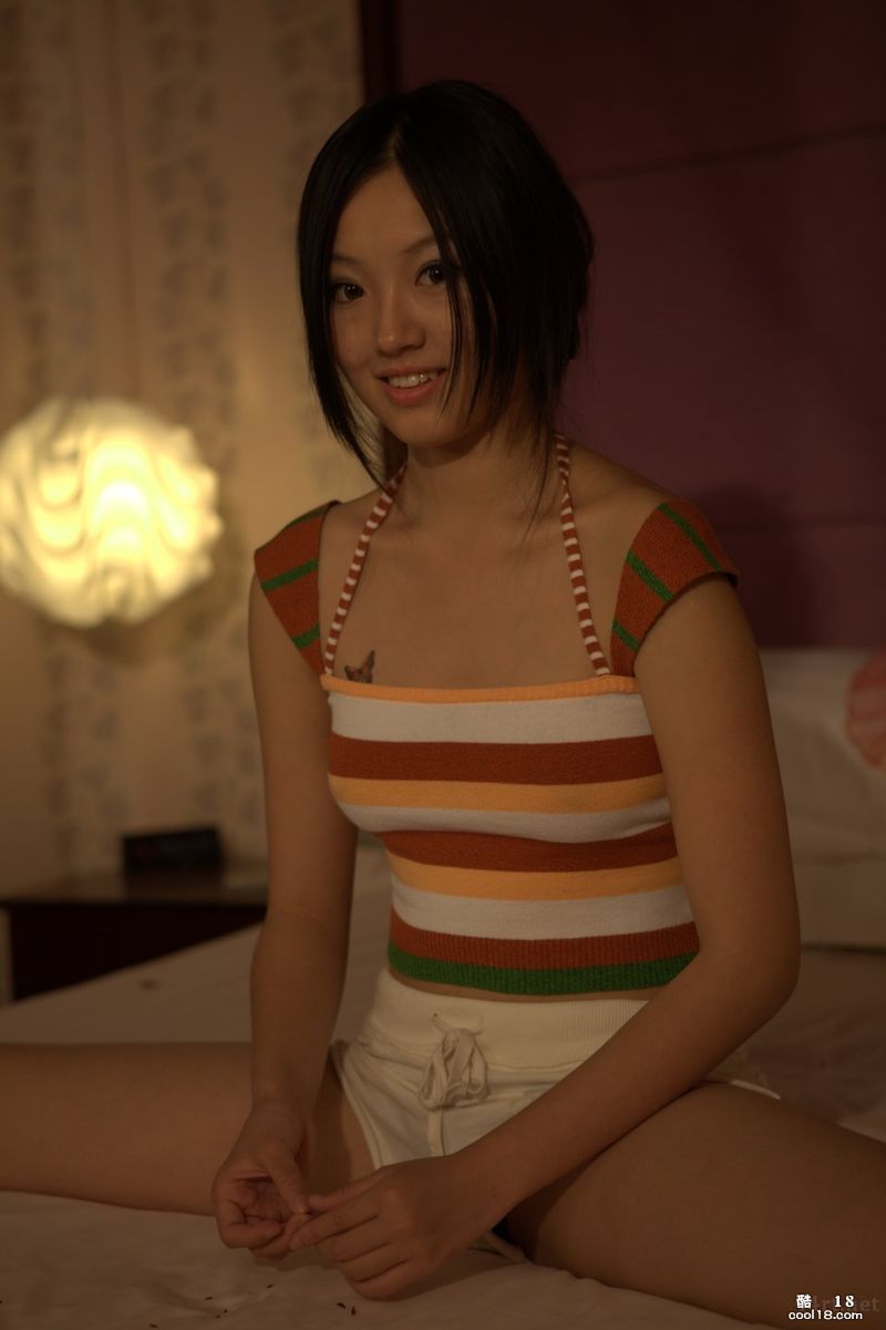 중국 모델 빙빙이 까다로운 신체 부위를 비공개로 촬영했다.