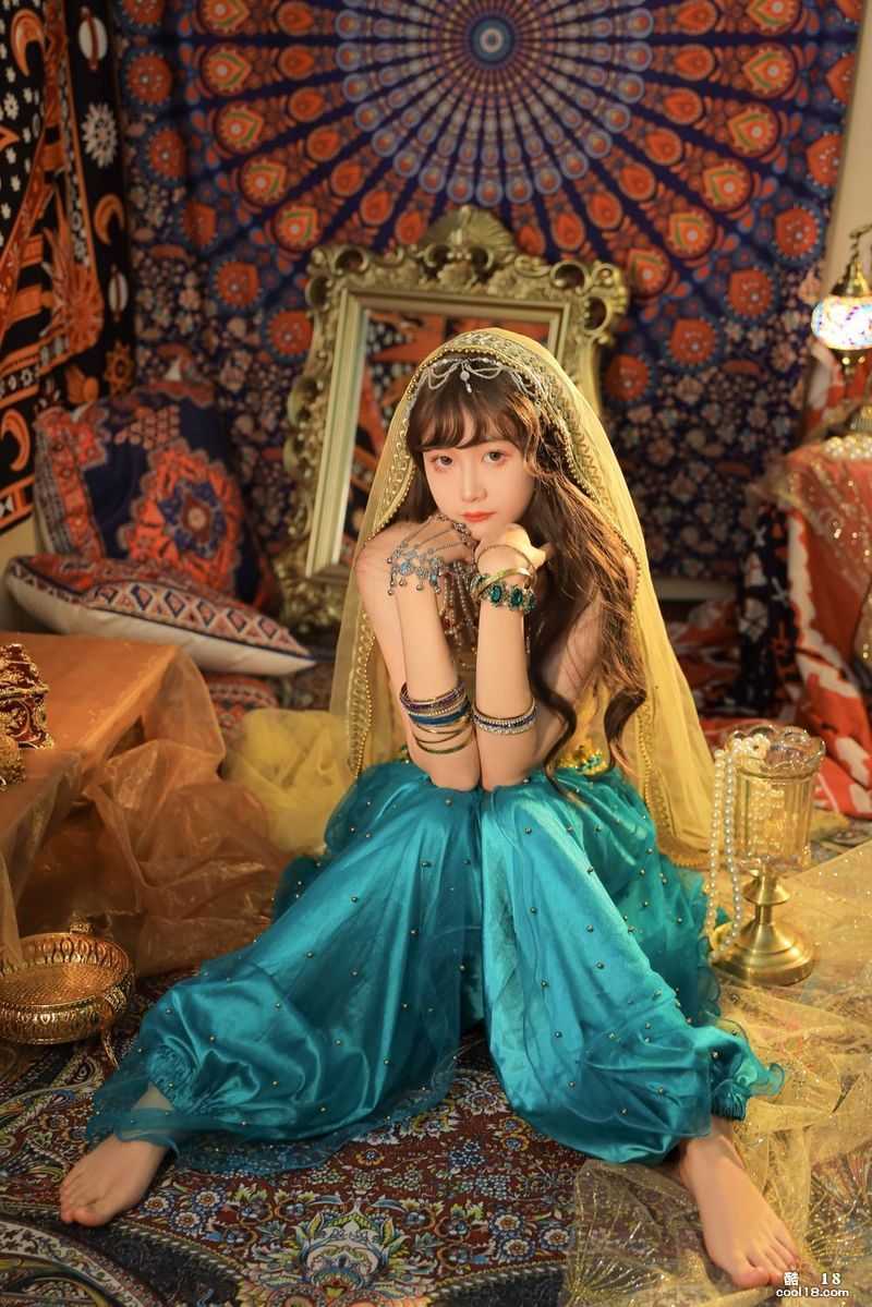 Чистая и милая домашняя интернет-знаменитость, молодая модель, крупномасштабное фото с розовой киской "Принцесса Жасмин" - 金鱼kinngyo