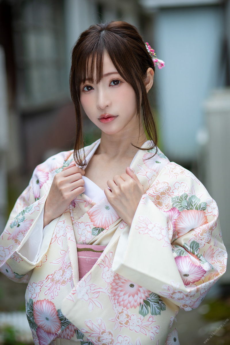 japanese girl angel moe body photo