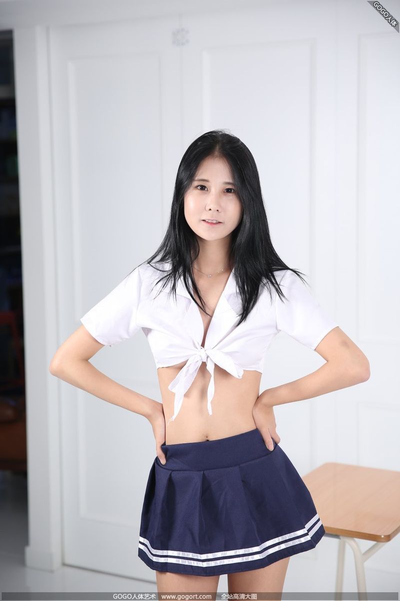 Korea&#39;s best student girl beauty Ji Eun privately shoots menstrual body