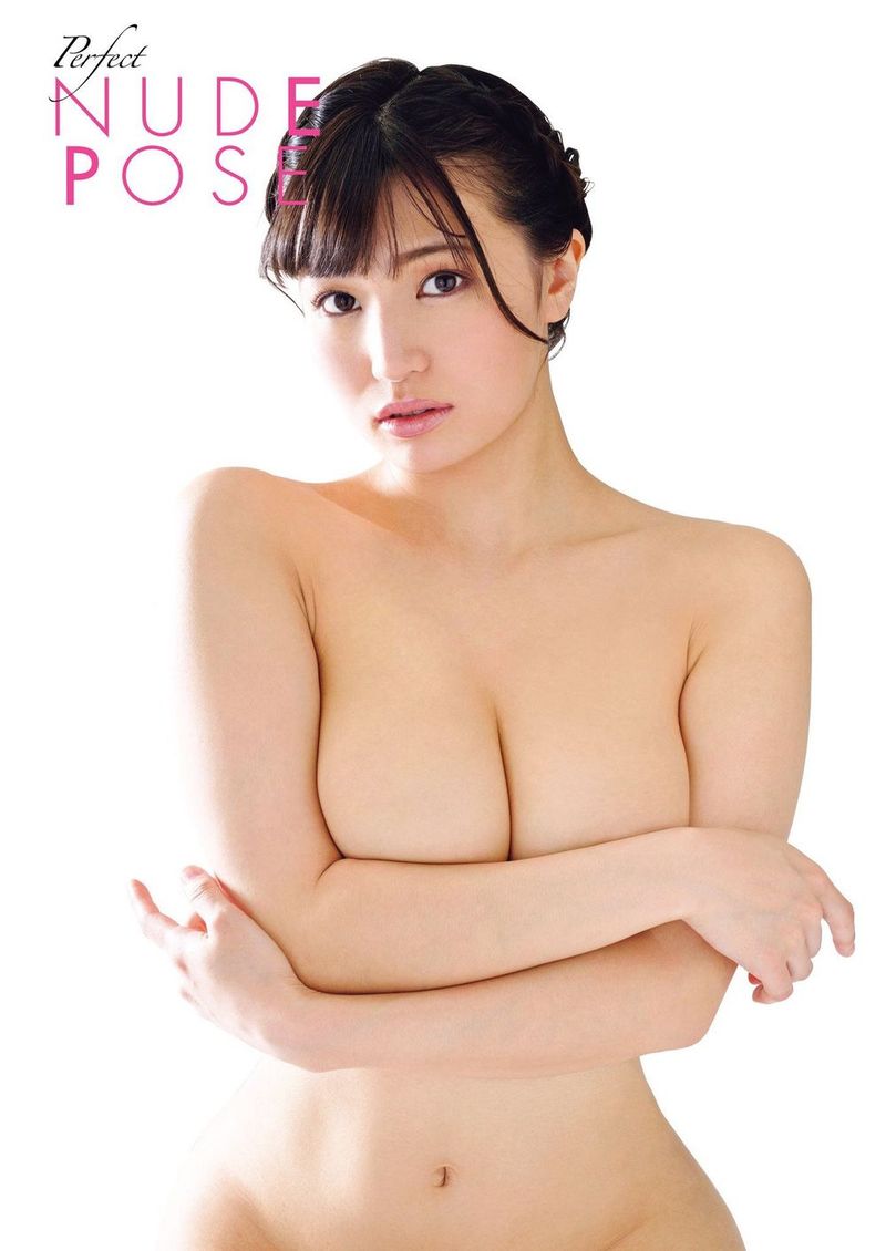 Young and lovely, plump and sensual Japanese AV actress strips naked and poses for you- Takahashi Yuko