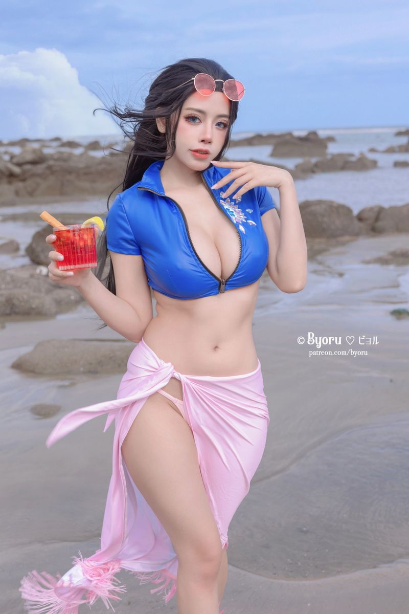 Byoru&#39;s &quot;One Piece - Nico Robin&quot; is restored, the glamorous image will make you seasick