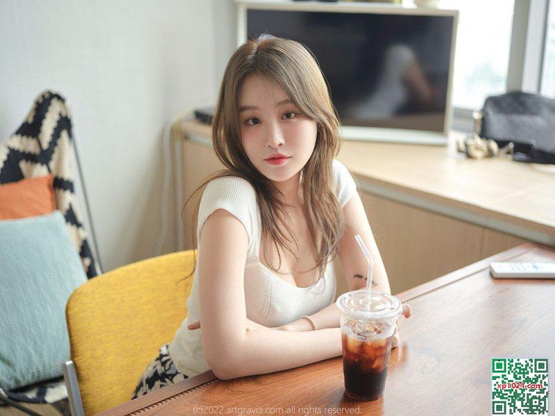 [ARTGRAVIA] Смелое и соблазнительное фото белой и нежной корейской девушки с красивой грудью - Ли Соль
