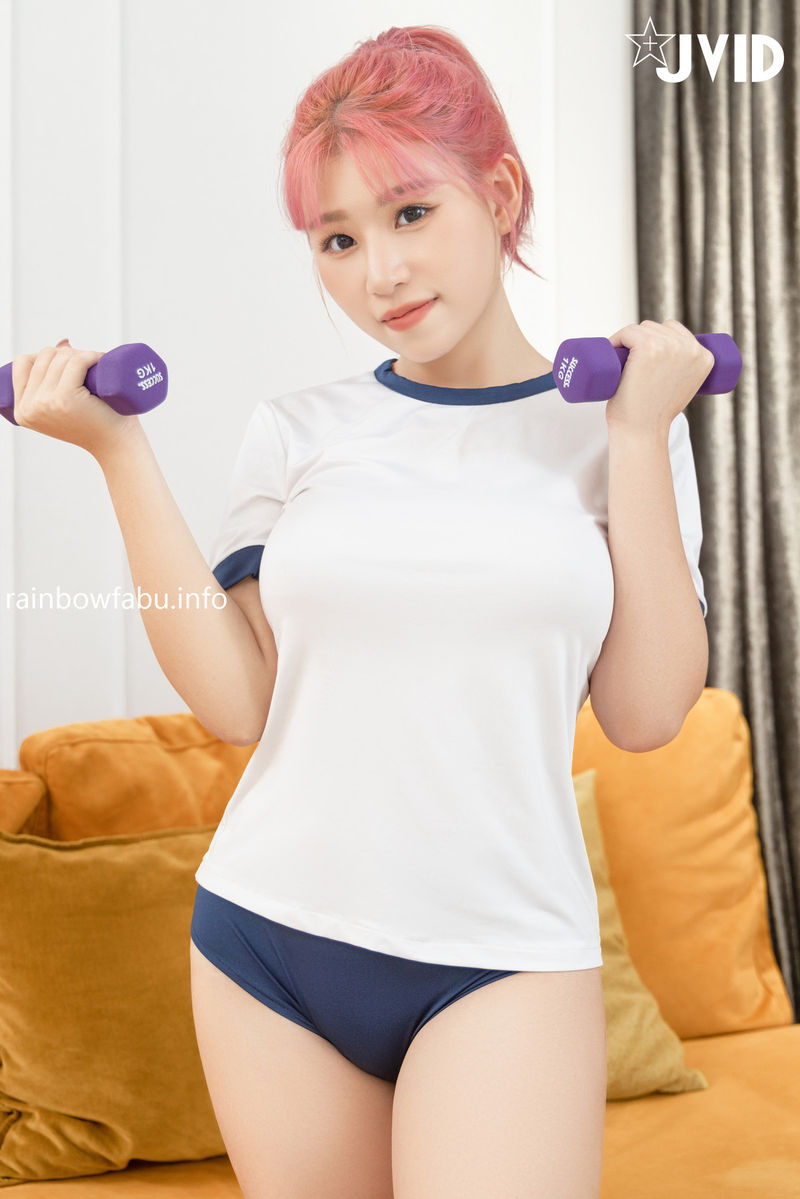JVID boutique-Taiwan model hot girl's full-fledged full-class yoga exhibition fan pussy-Emma