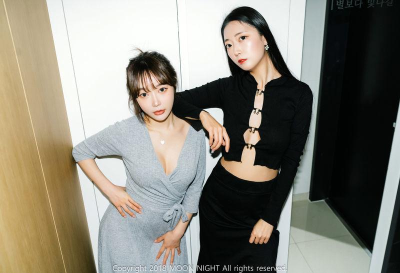 MONA 모나, JUCY 쥬시, an intimate game between two girlfriends