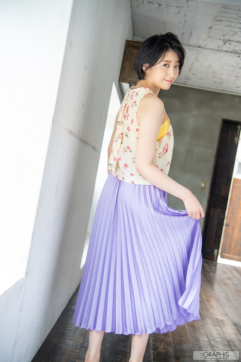 日本のAV気質と官能的な美少女の写真（無修正のオリジナル写真付き） - 夏目響