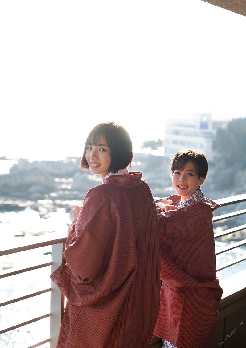 When I stayed in a B&B in Japan, I met two warm hostesses - Okada Saka & Takamiya まり