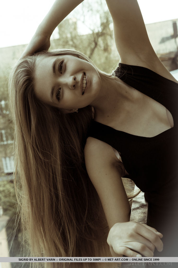 19歳のヴァネッサ・シグリッド -3