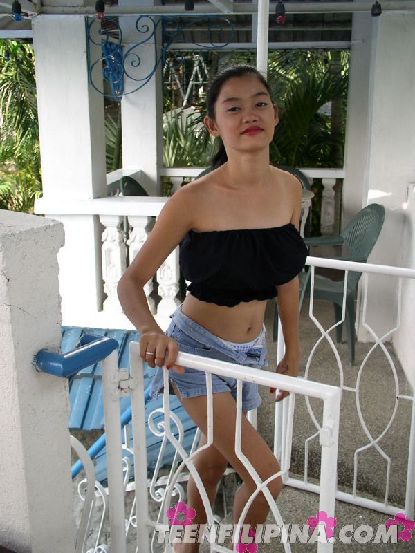 Busty Filipina teen Alma Chua fucks hard with her boyfriend on the terrace