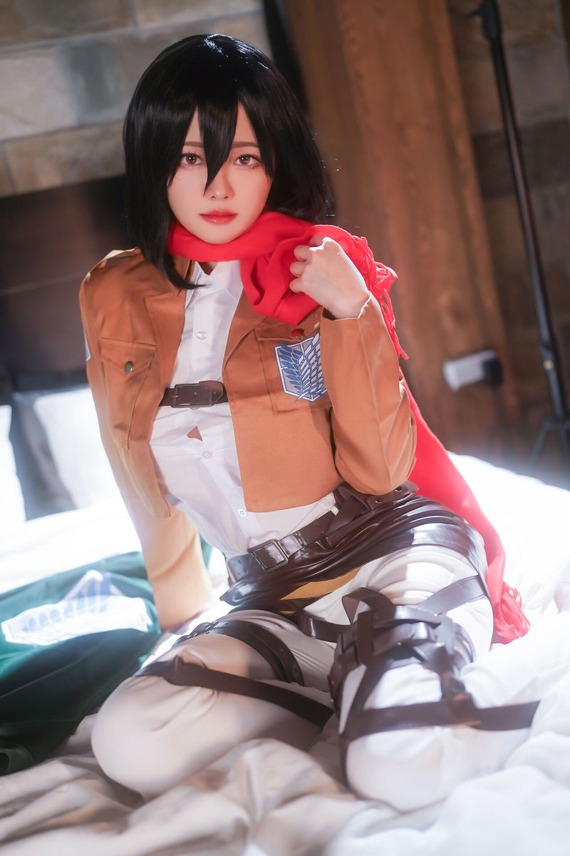 Busty girl Arty cosplays Mikasa Ackerman from Attack on Titan