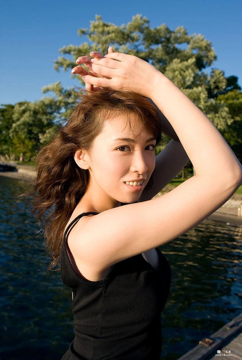 [Image.tv] Hinata Yuki's "Lady Soul" photo album