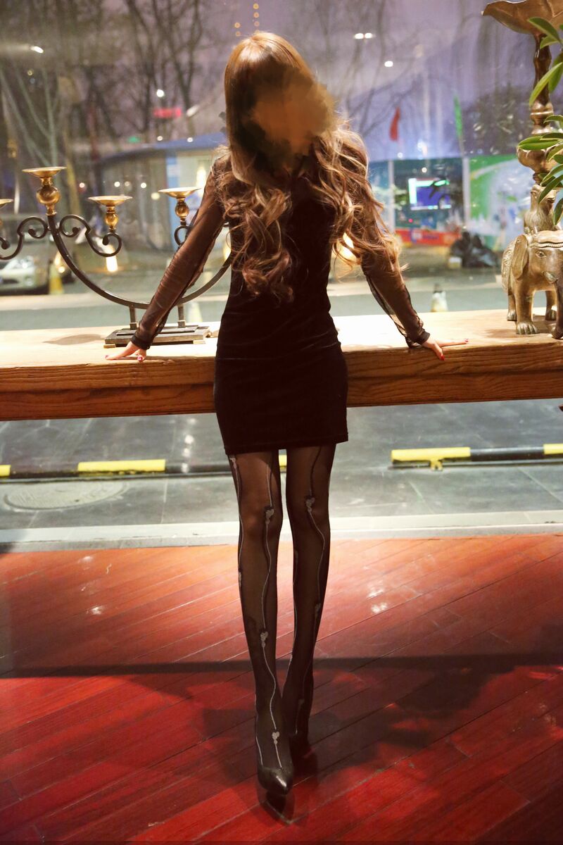 性感高中女生酒店脱衣全过程 